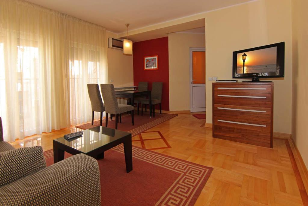Central Apartments Belgrad Rum bild