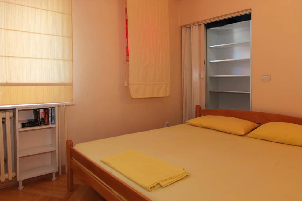 Central Apartments Belgrad Rum bild